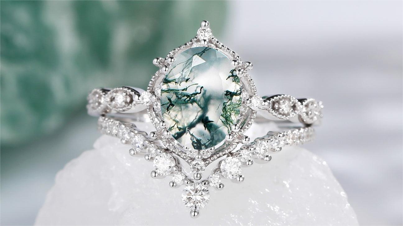 Who Normally Chooses Moss Agate Engagement Rings?